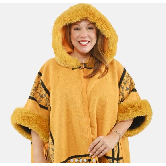 Instyle Yellow Plaid Faux Fur Ruana - One Size Fits Most - Picture 5 of 6